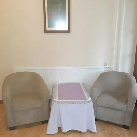 Apartament Lazar *